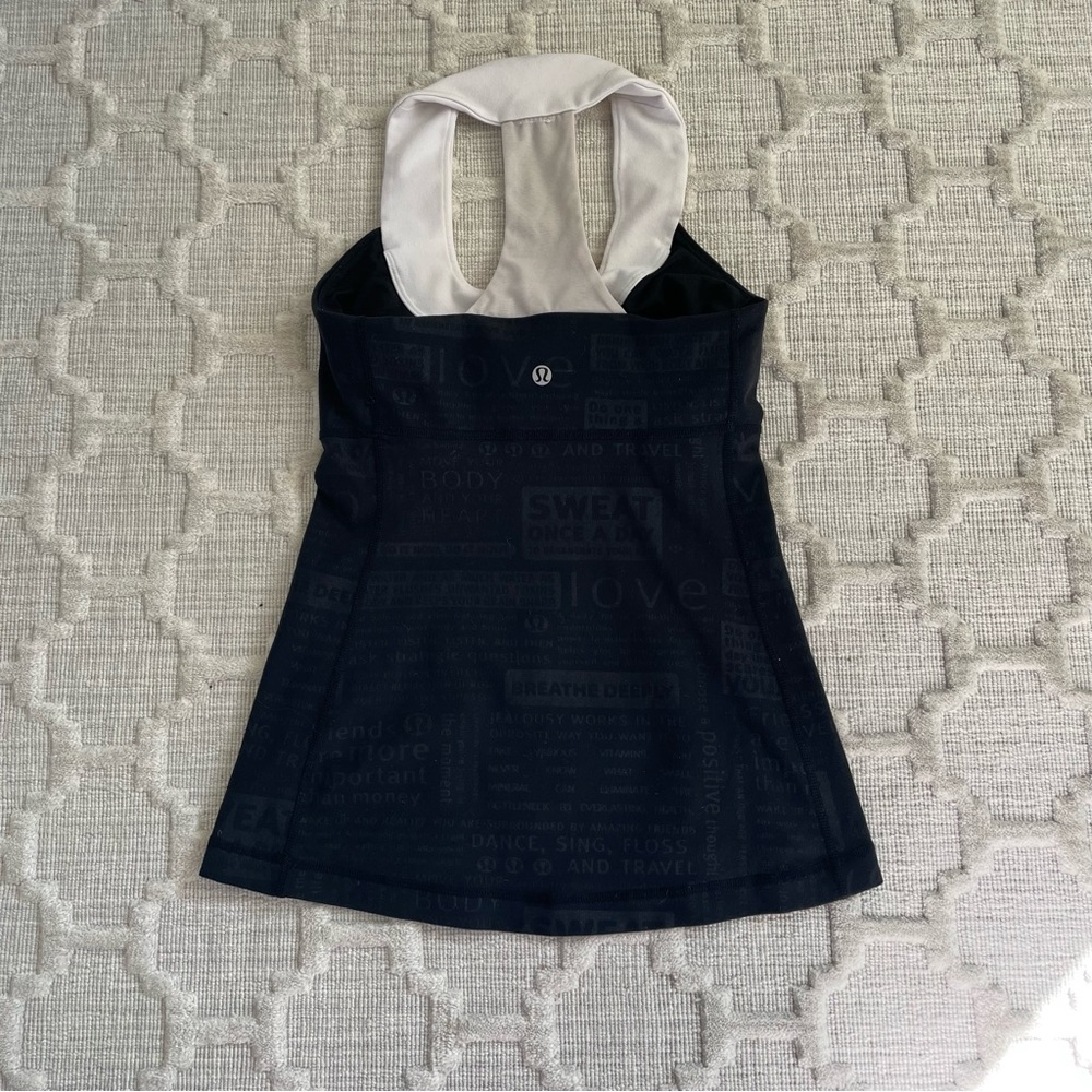 Lululemon Scoop Neck Tank, size 4, black with print - Picture 3 of 5